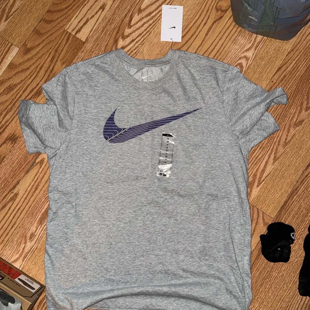 Men’s t shirt